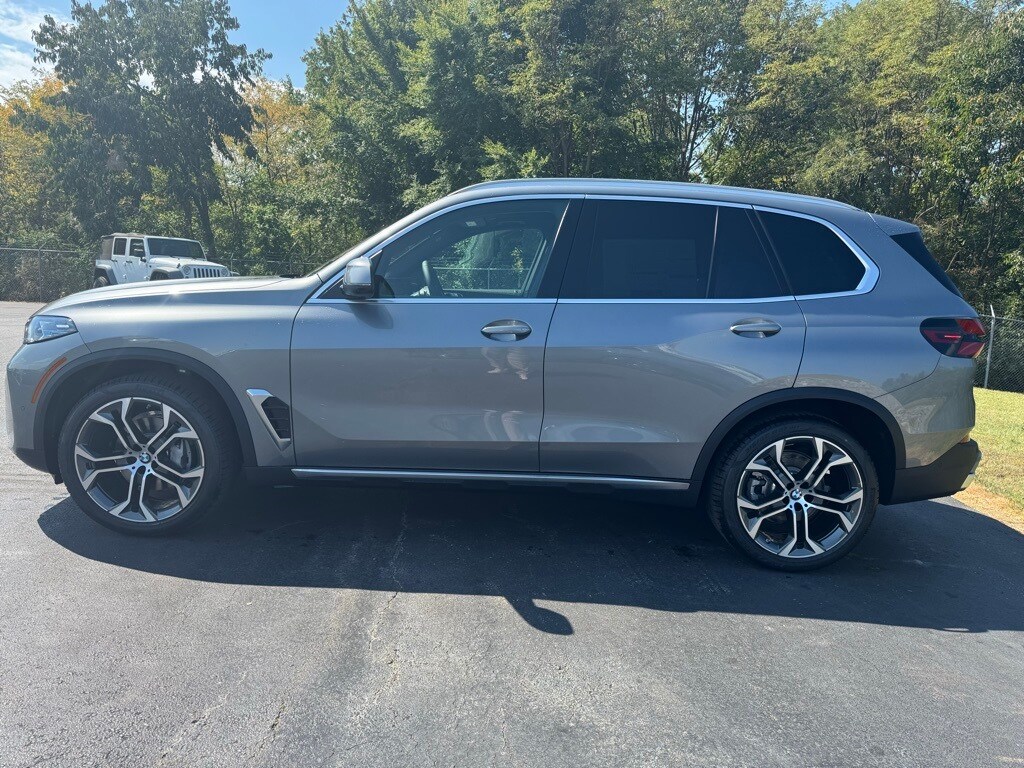 2026 Bmw X5 xDrive40i photo 2