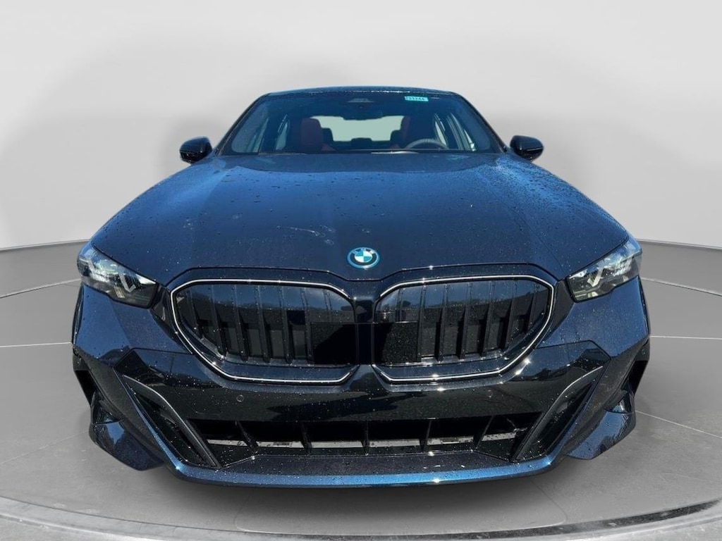 New 2026 BMW 5 Series 550e xDrive Sedan