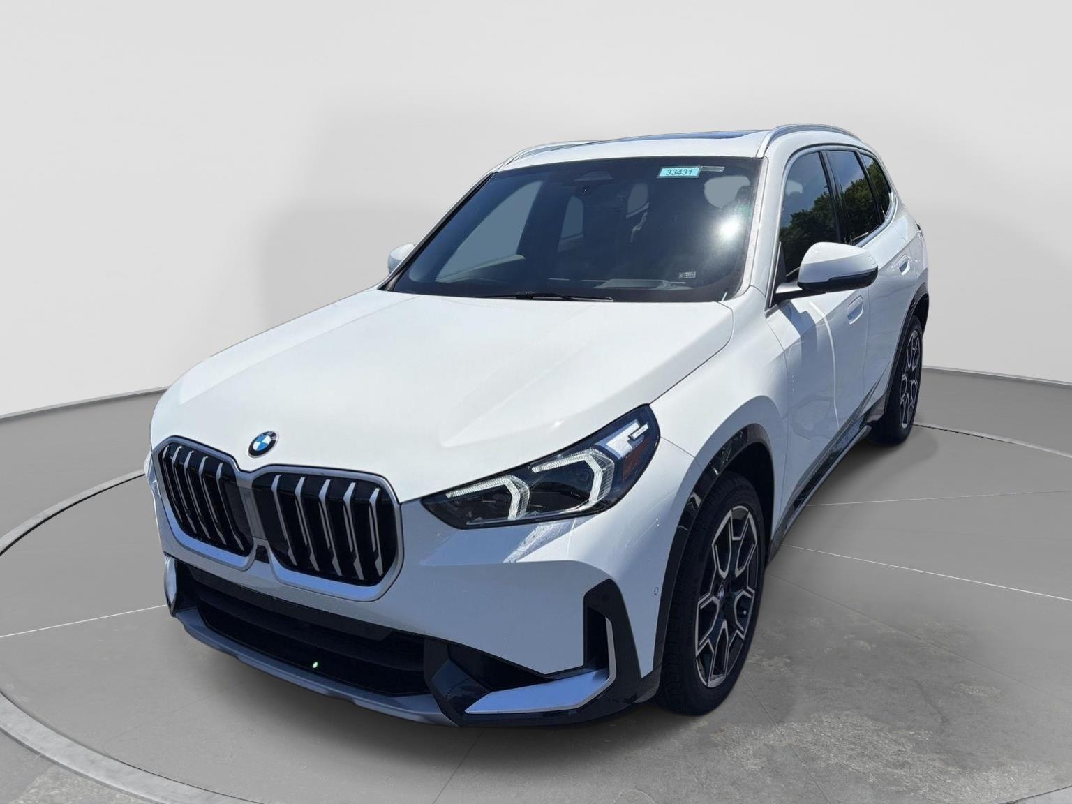 2026 BMW X1 xDrive28i's photo