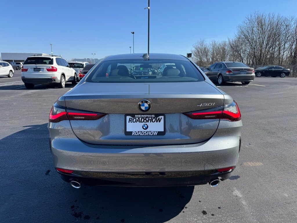 2025 Bmw 430i Coupe photo 4