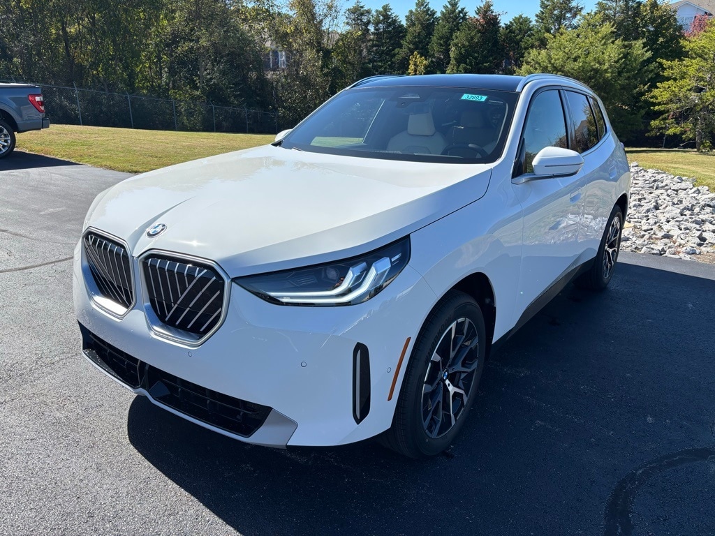 2026 BMW X3 30's photo
