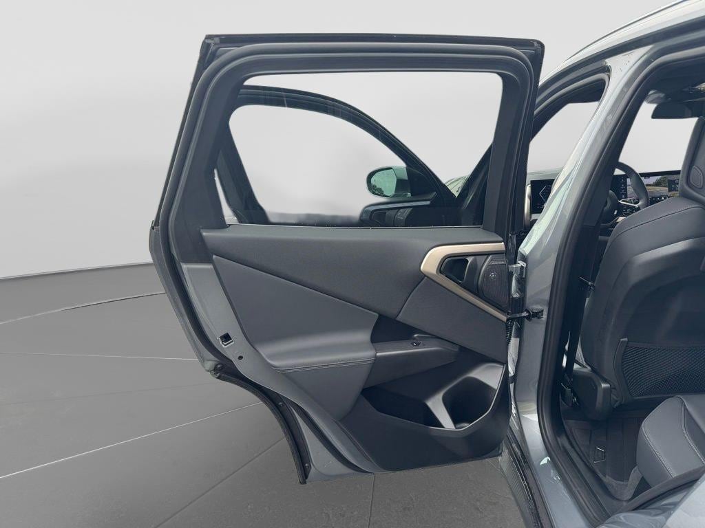 2025 BMW X3 30 - Photo 12
