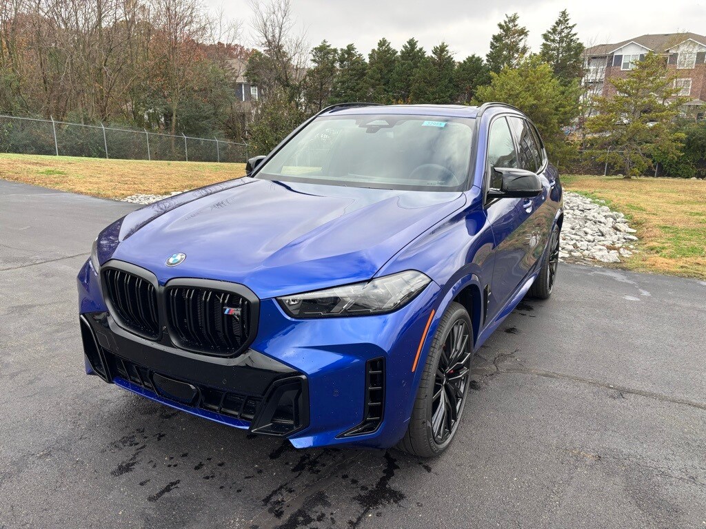 2026 BMW X5 M60i's photo