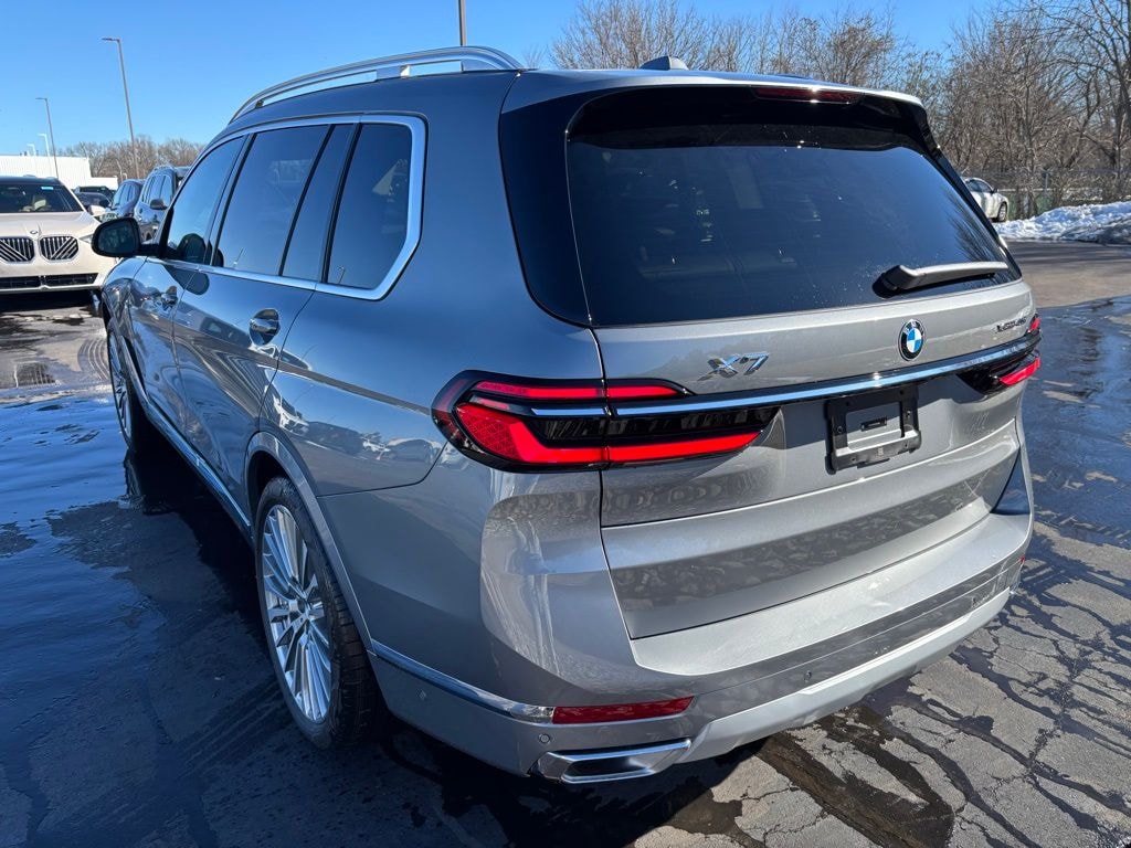 New 2026 BMW X7 xDrive40i SUV