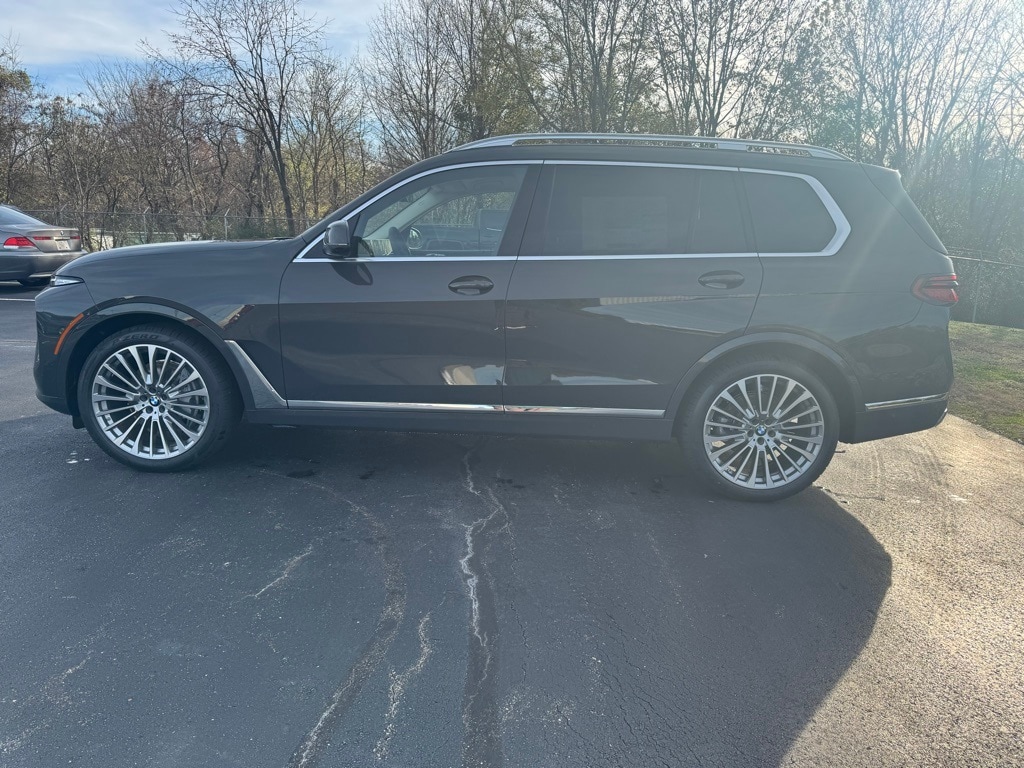 New 2026 BMW X7 xDrive40i SUV