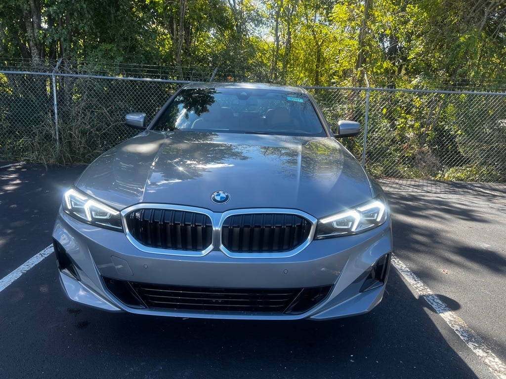 New 2026 BMW 330i 330i Sedan