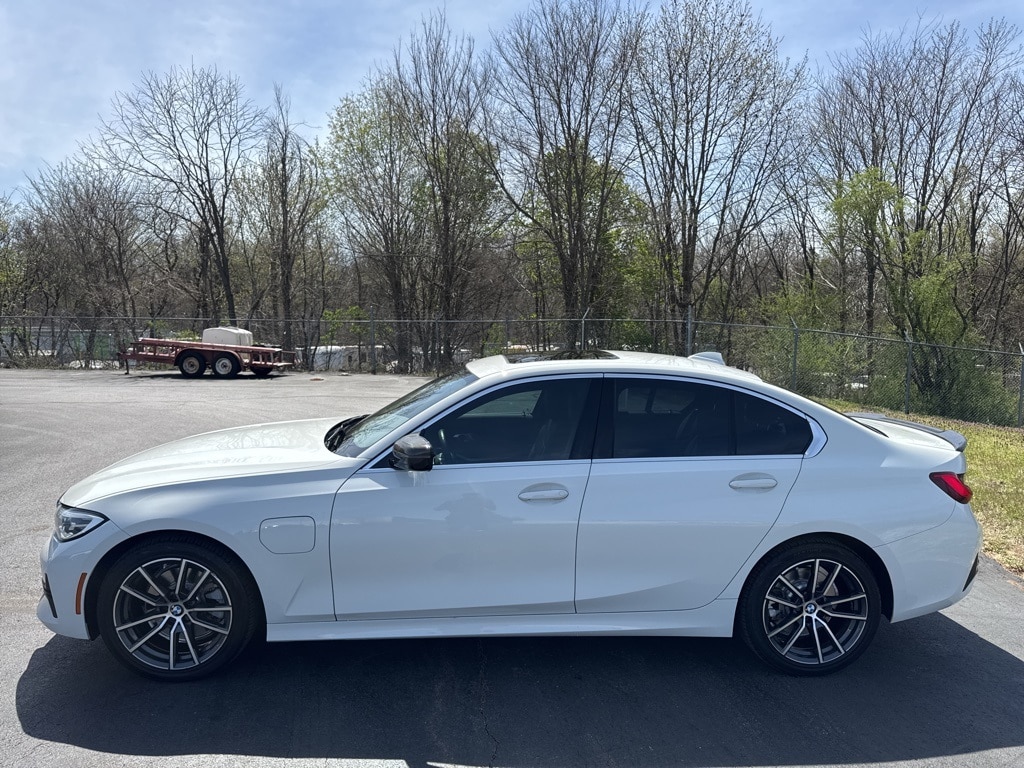 Used 2021 BMW 3 Series 330e with VIN 3MW5P9J01M8B73359 for sale in Cordova, TN