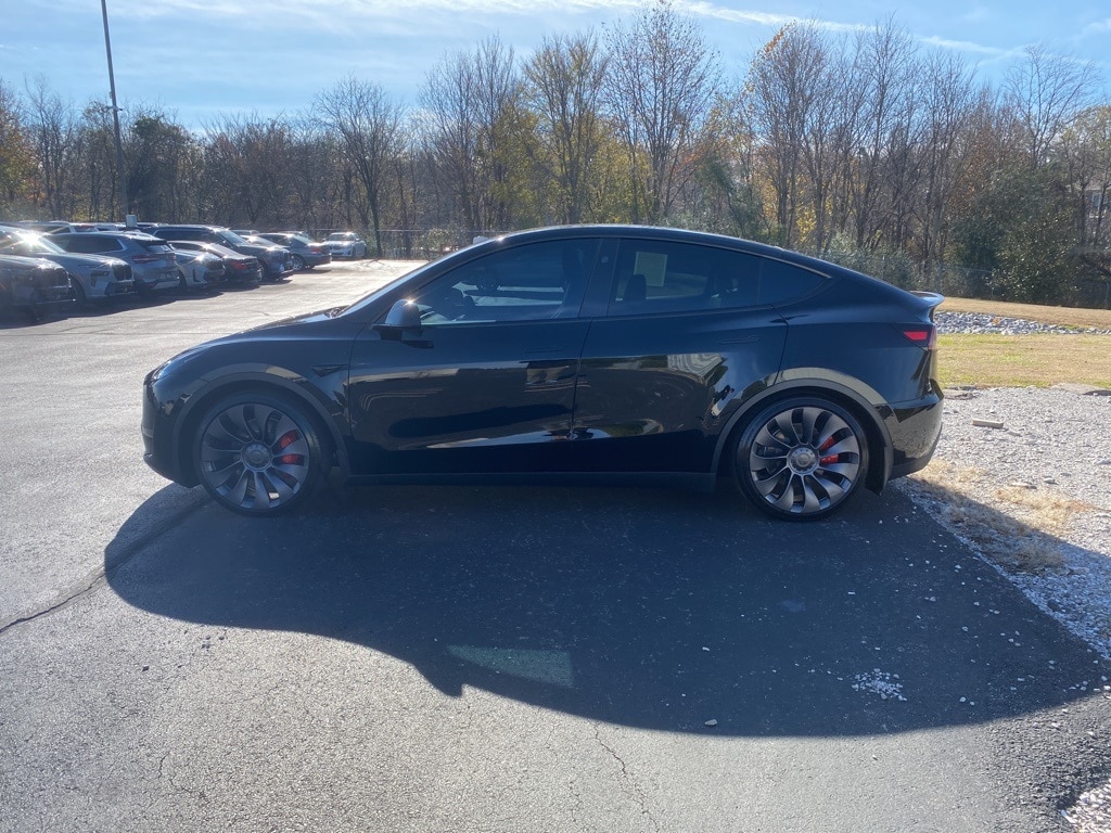 Used 2024 Tesla Model Y Performance with VIN 7SAYGDEF7RA329229 for sale in Northfield, Minnesota