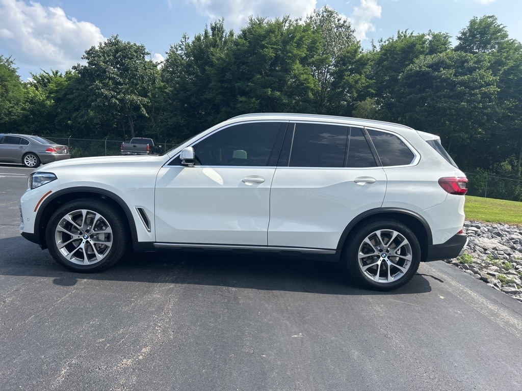 Used 2023 BMW X5 40i with VIN 5UXCR6C01P9P57768 for sale in Cordova, TN