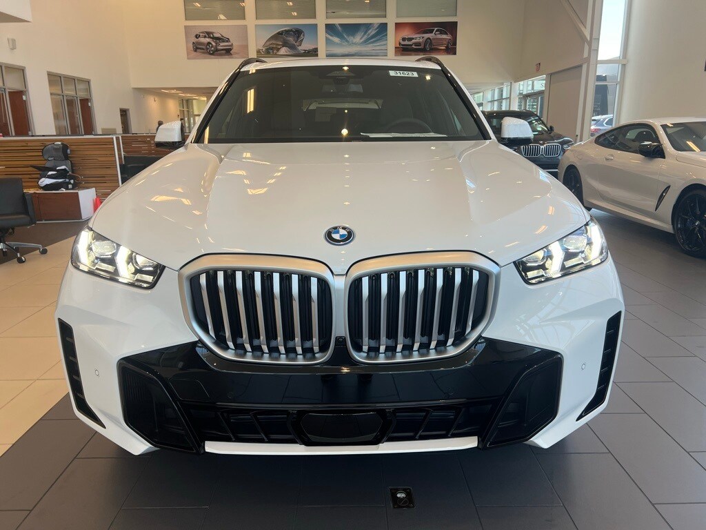 2025 Bmw X5 xDrive50e photo 2