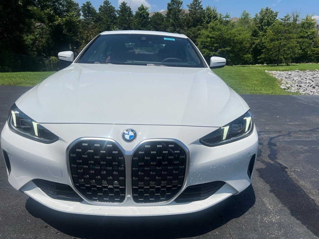 2026 Bmw 430i Coupe photo 2