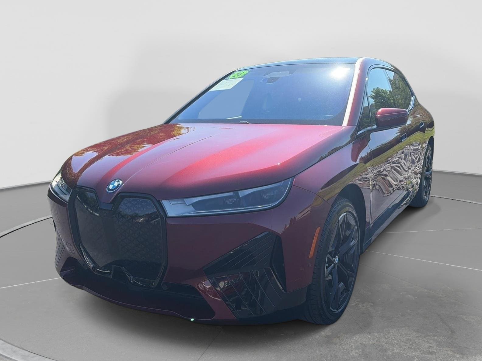 2024 BMW iX xDrive50's photo