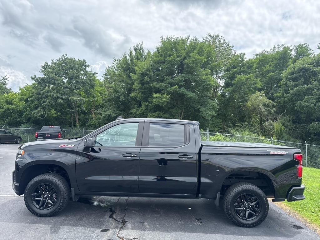 Used 2021 Chevrolet Silverado 1500 LT Trail Boss with VIN 1GCPYFED7MZ349373 for sale in Cordova, TN