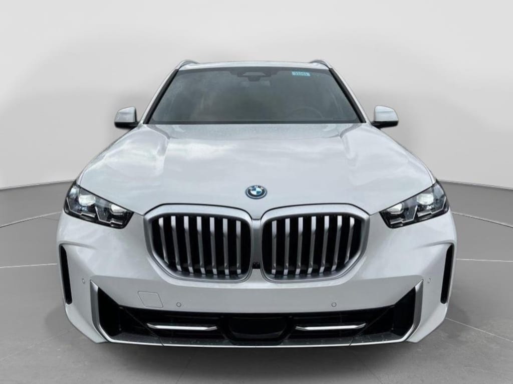 New 2026 BMW X5 xDrive50e SUV