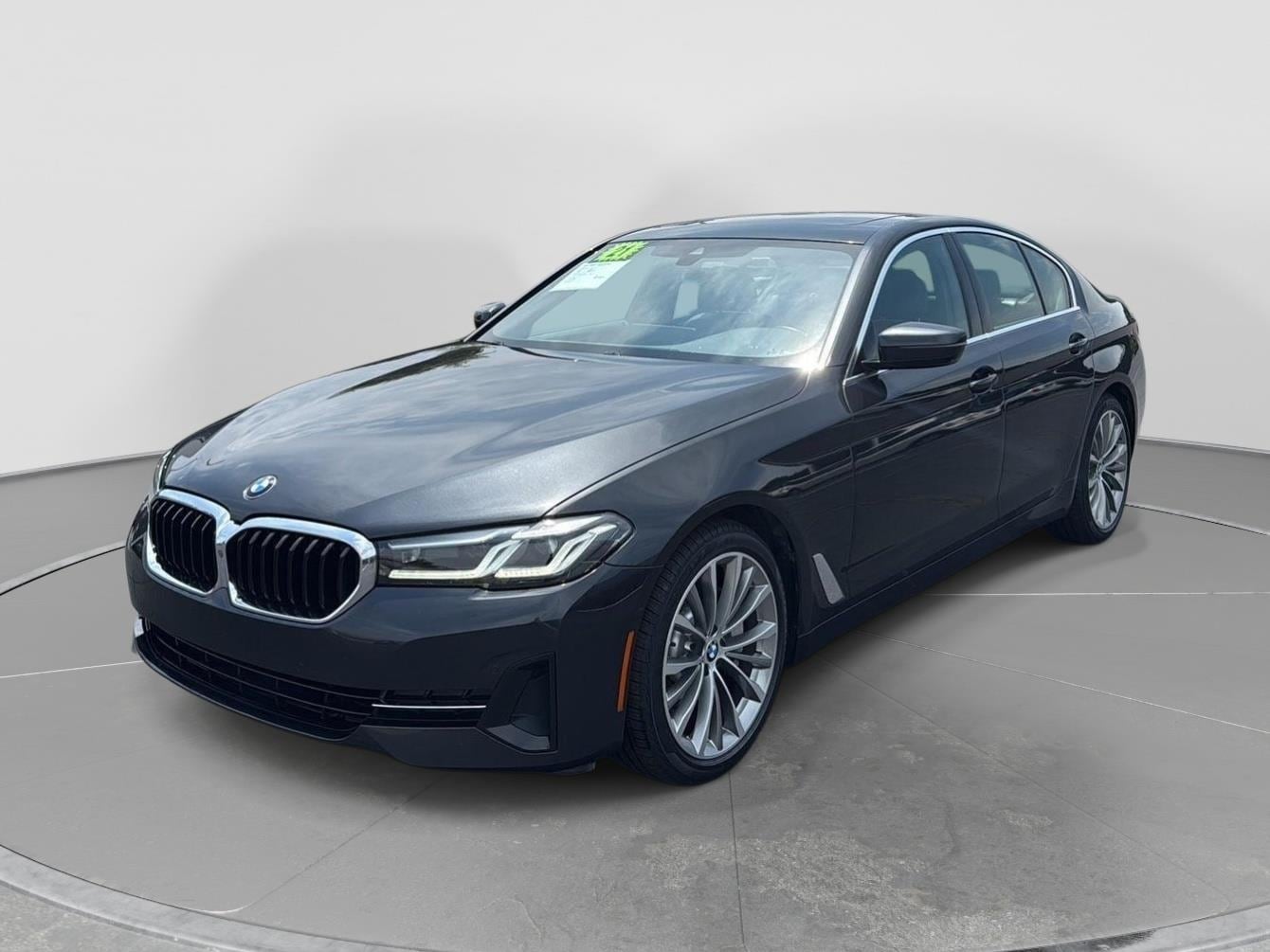 2021 BMW 5 Series 530i Sedan's photo