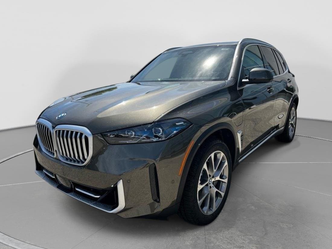 2026 BMW X5 xDrive50e's photo