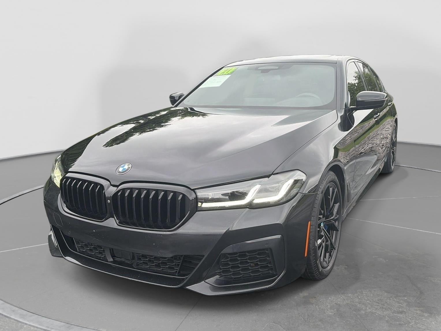 2021 BMW 5 Series M550i xDrive Sedan's photo