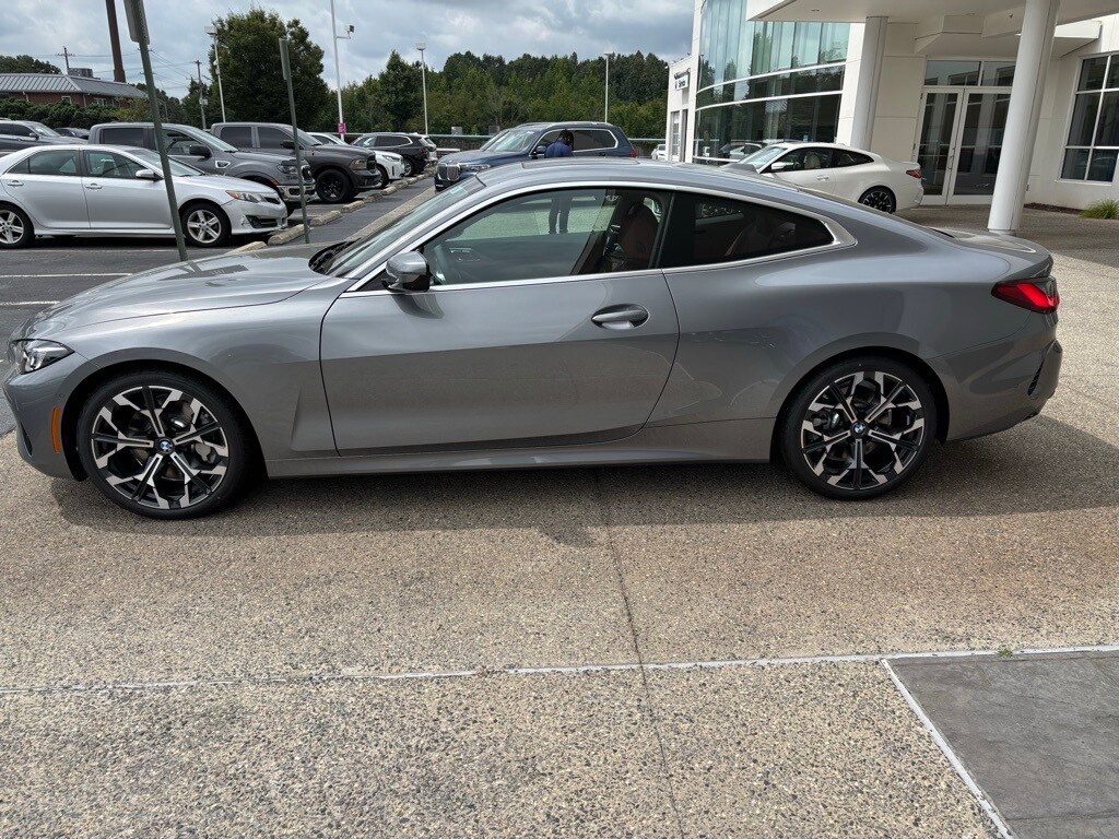 2026 Bmw 430i Coupe photo 2