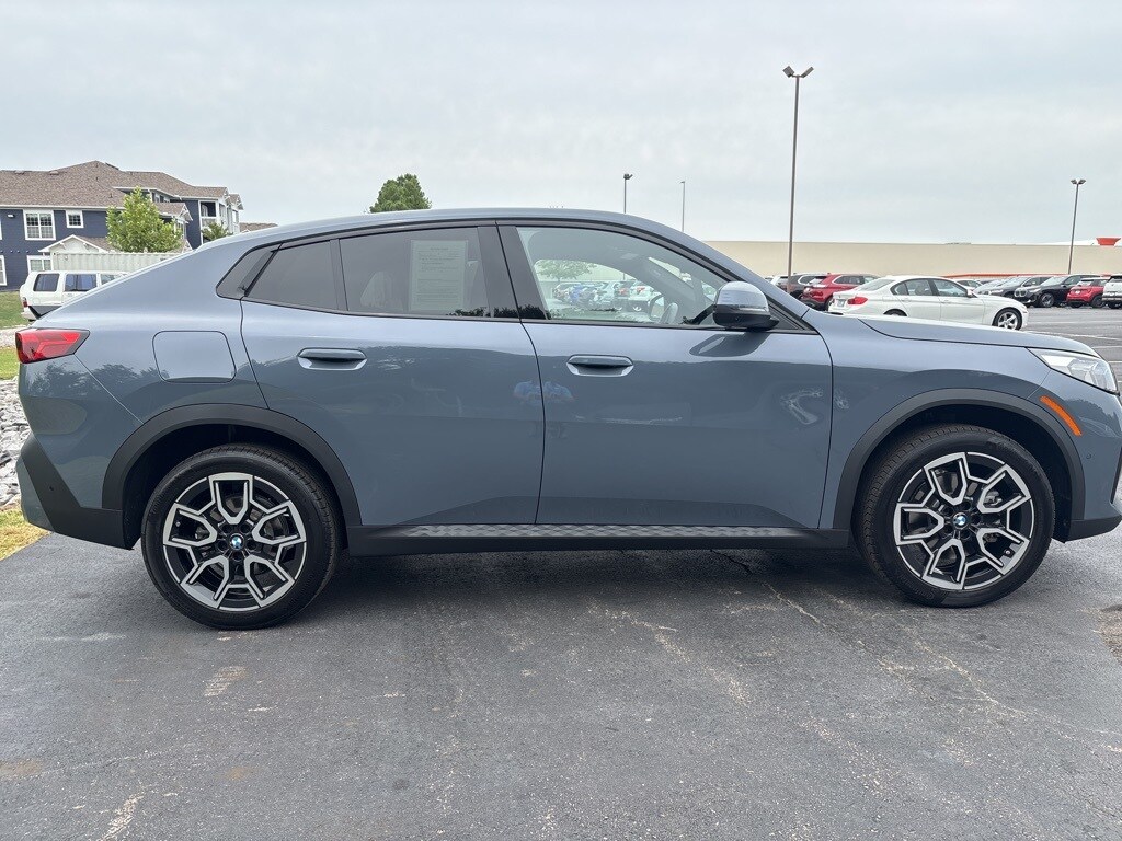 2025 Bmw X2 xDrive28i photo 3