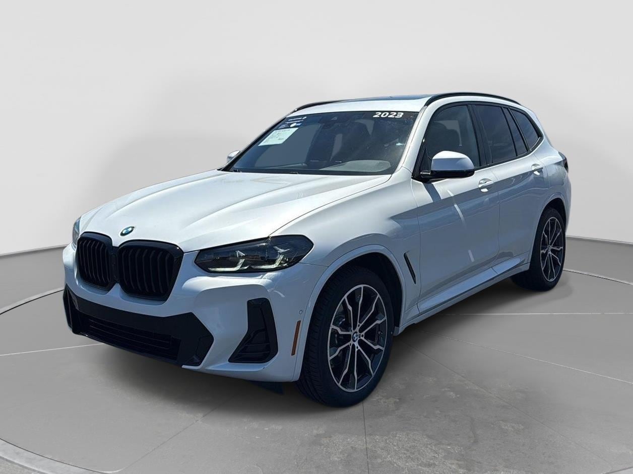 2023 BMW X3 sDrive30i's photo