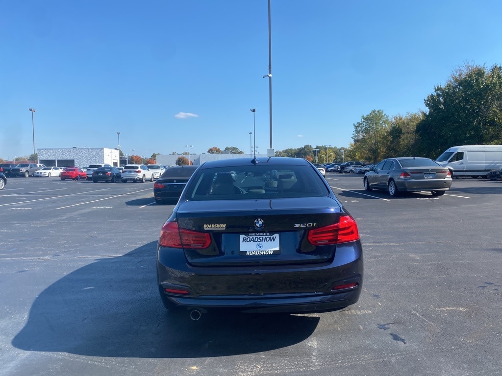 Used 2017 BMW 320i Sedan