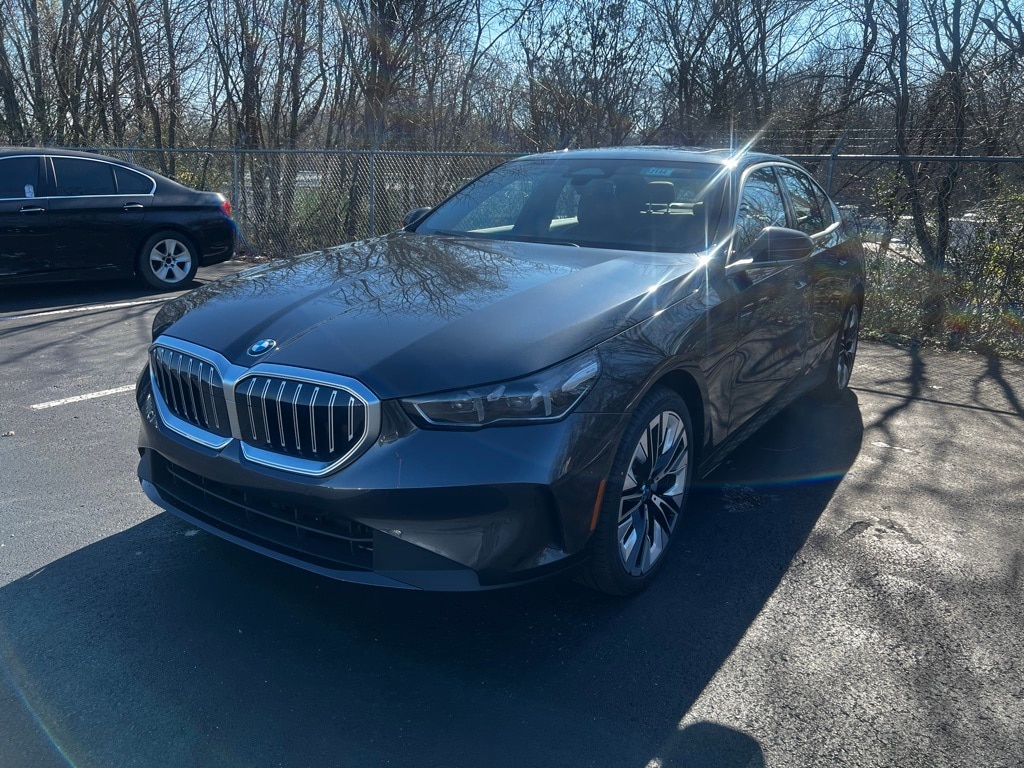 Used 2025 BMW 530i Sedan