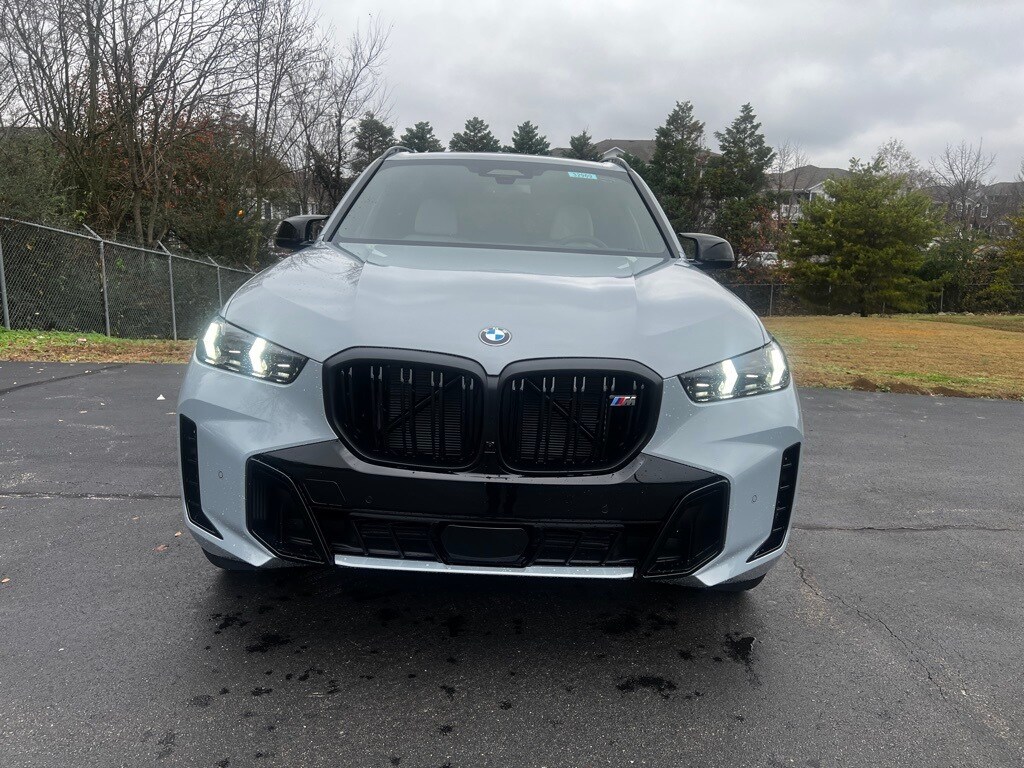 2026 Bmw X5 M60i photo 2