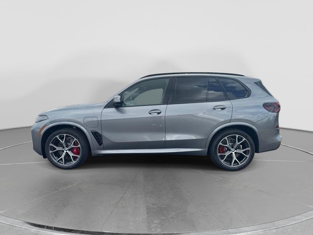 New 2026 BMW X5 xDrive50e SUV