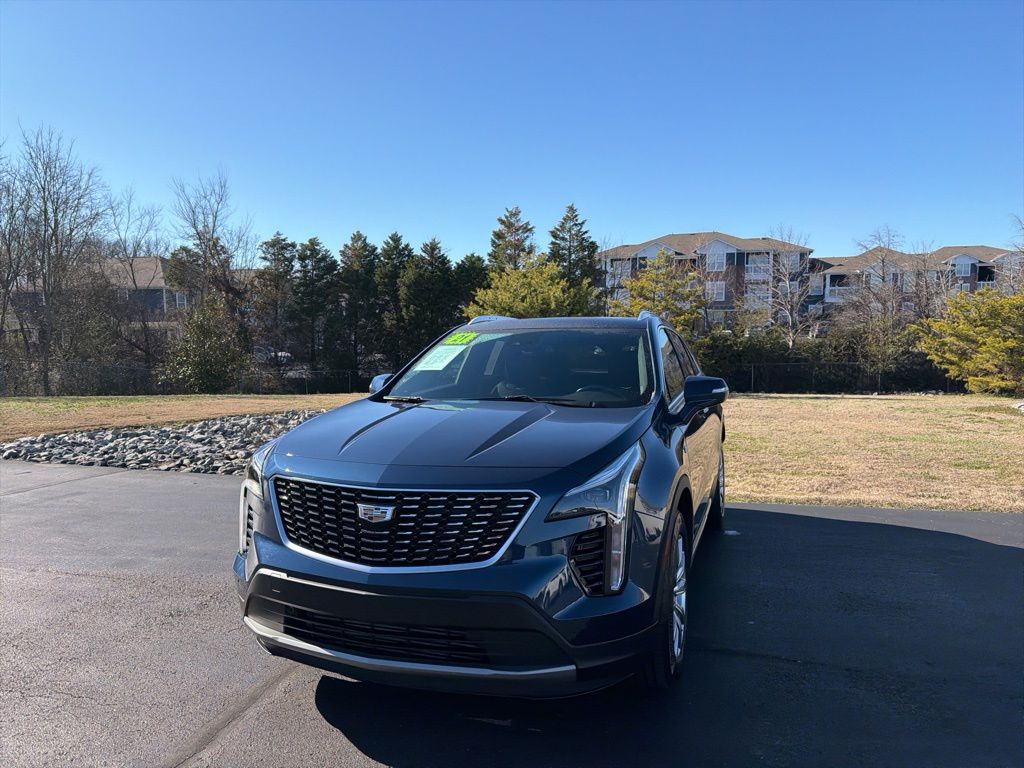 2021 Cadillac XT4 Premium Luxury