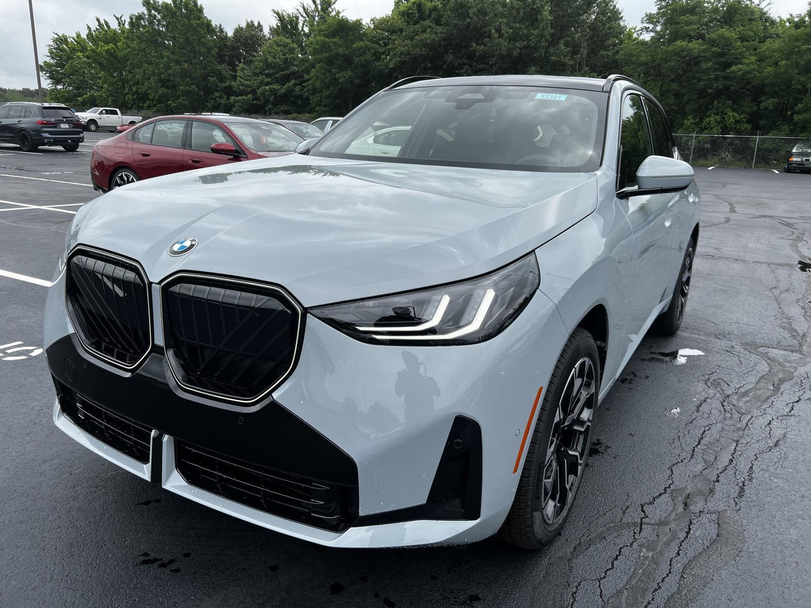 2026 BMW X3 30 XDRIVE's photo