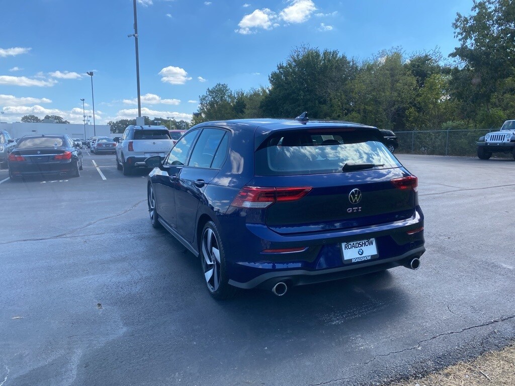 2022 Volkswagen Golf GTI S photo 3