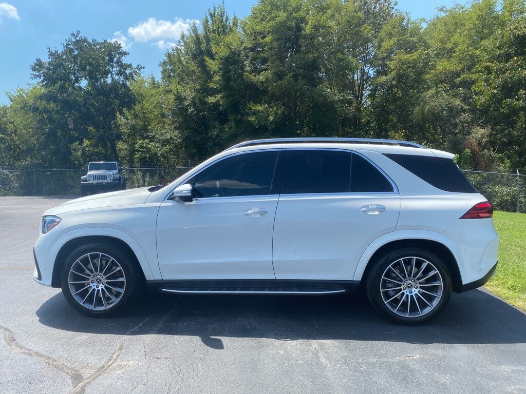 2024 Mercedes Benz GLE 580 4MATIC photo 2