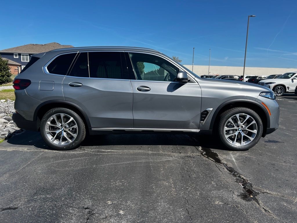 New 2026 BMW X5 xDrive40i SUV