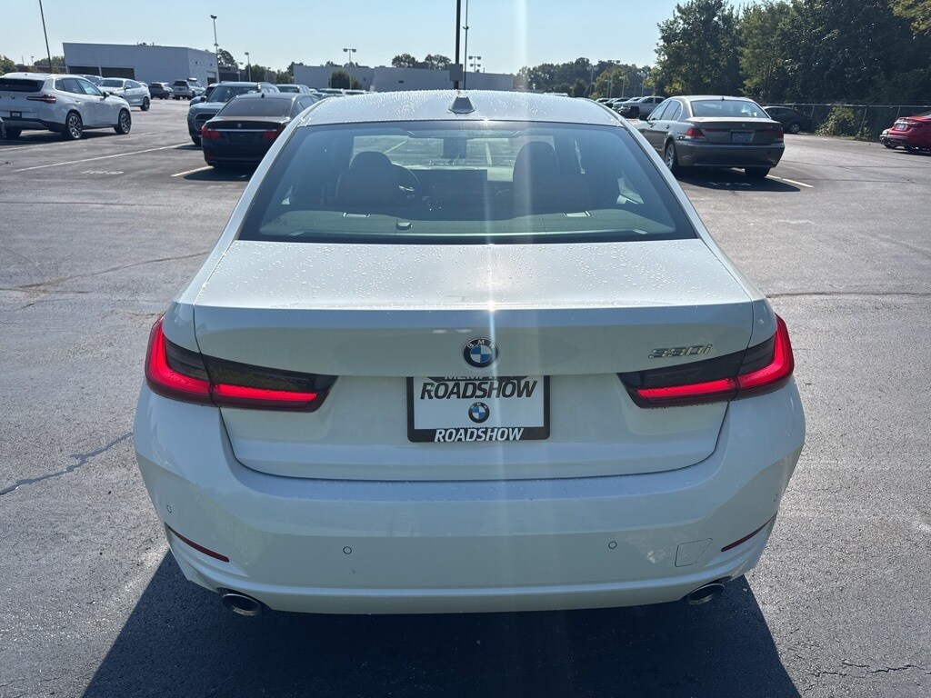 2023 Bmw 330i photo 4