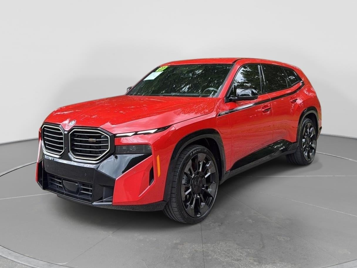 2023 BMW XM Base
