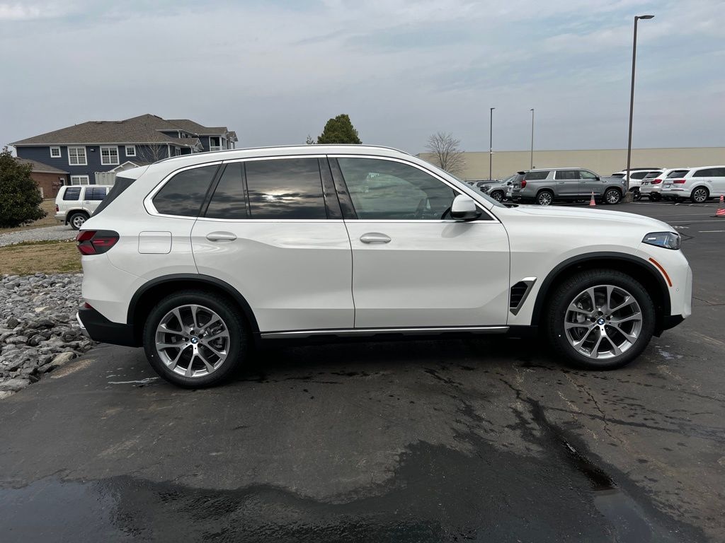 New 2026 BMW X5 xDrive40i SUV