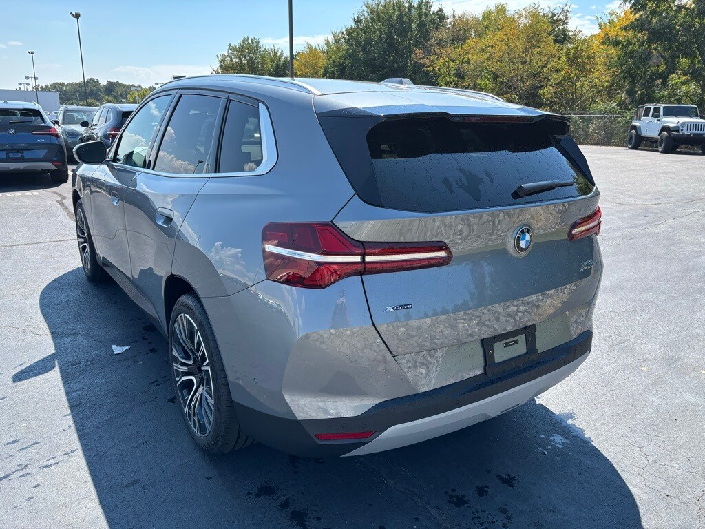 2026 Bmw X3 photo 3