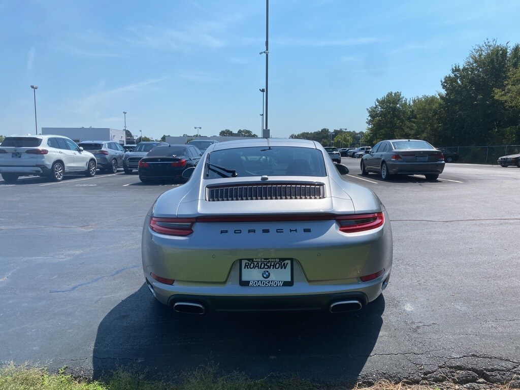 2019 Porsche 911 4 photo 4