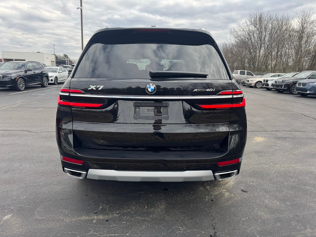 New 2026 BMW X7 xDrive40i SUV