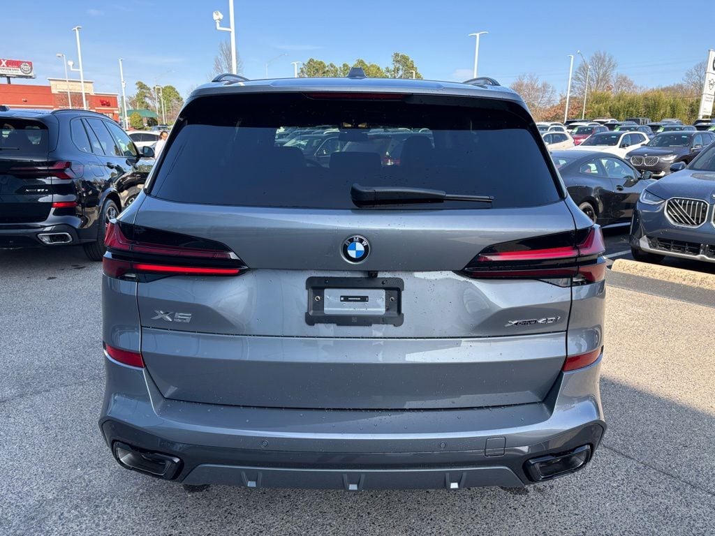 New 2026 BMW X5 xDrive40i SUV