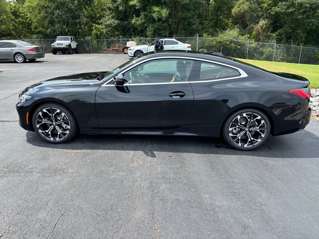 2026 Bmw 430i Coupe photo 2