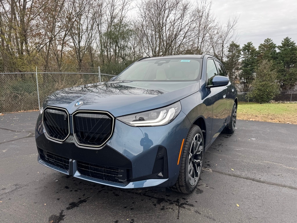 2026 BMW X3 30's photo