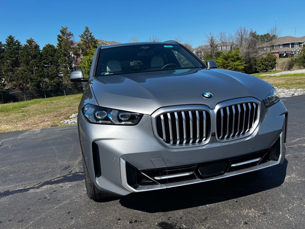 New 2026 BMW X5 xDrive40i SUV