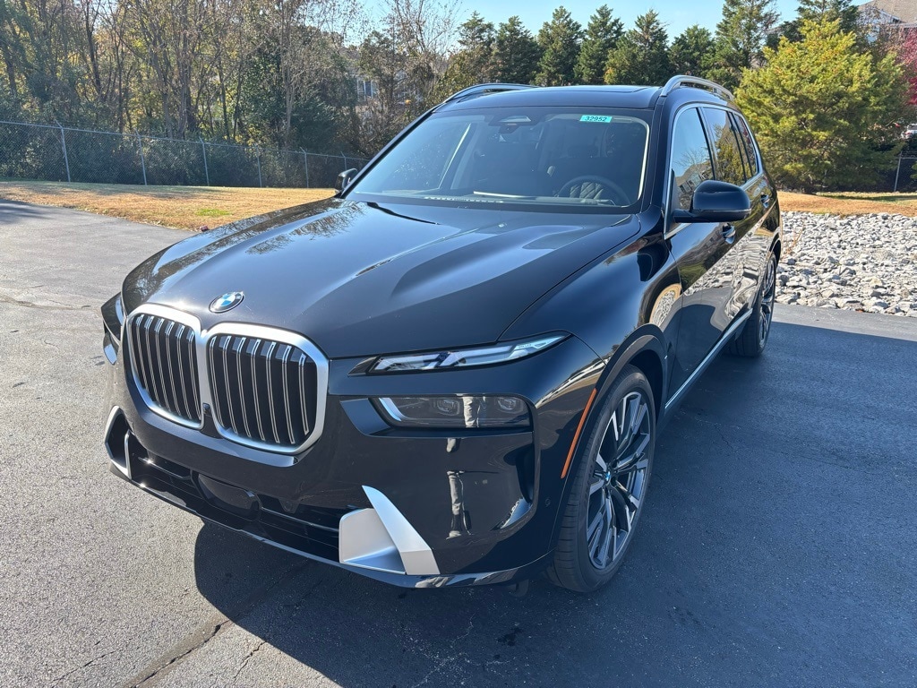 2026 BMW X7 40i's photo