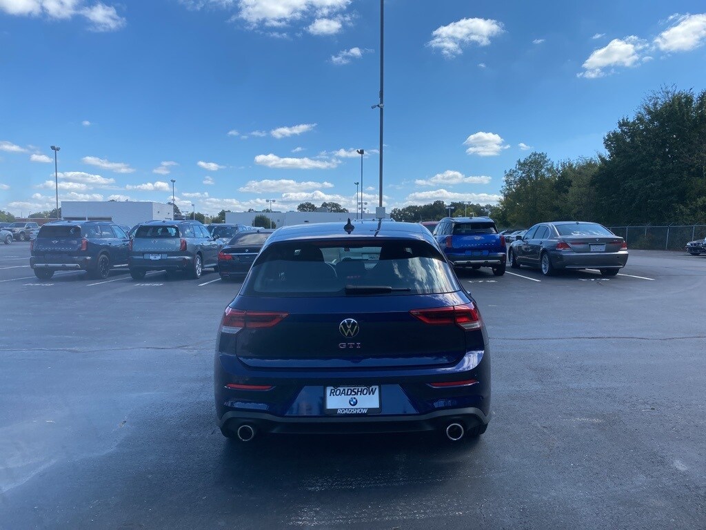 2022 Volkswagen Golf GTI S photo 4