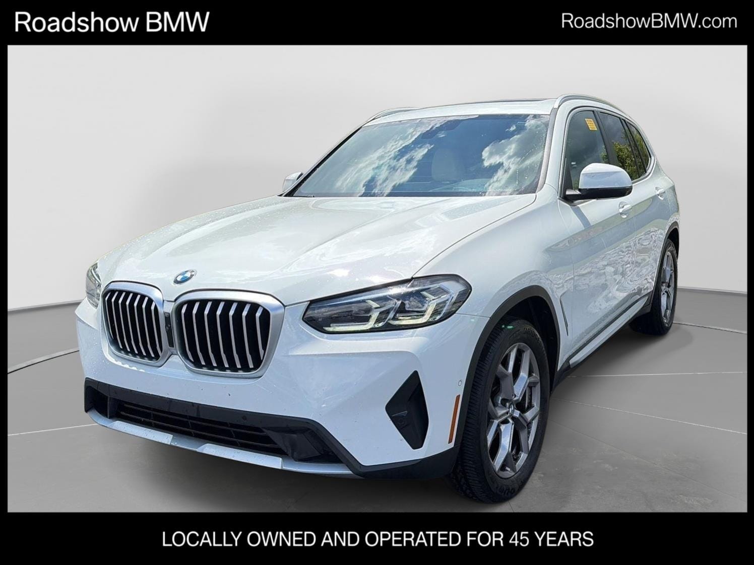 2023 BMW X3 sDrive30i's photo