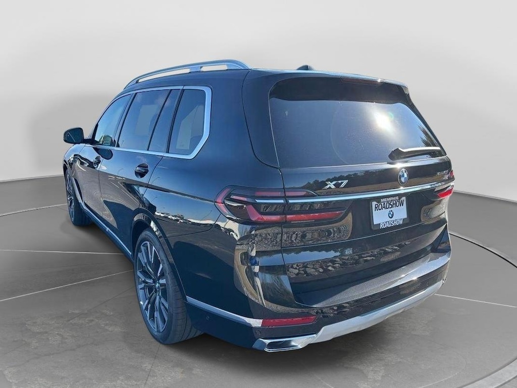 New 2026 BMW X7 xDrive40i SUV