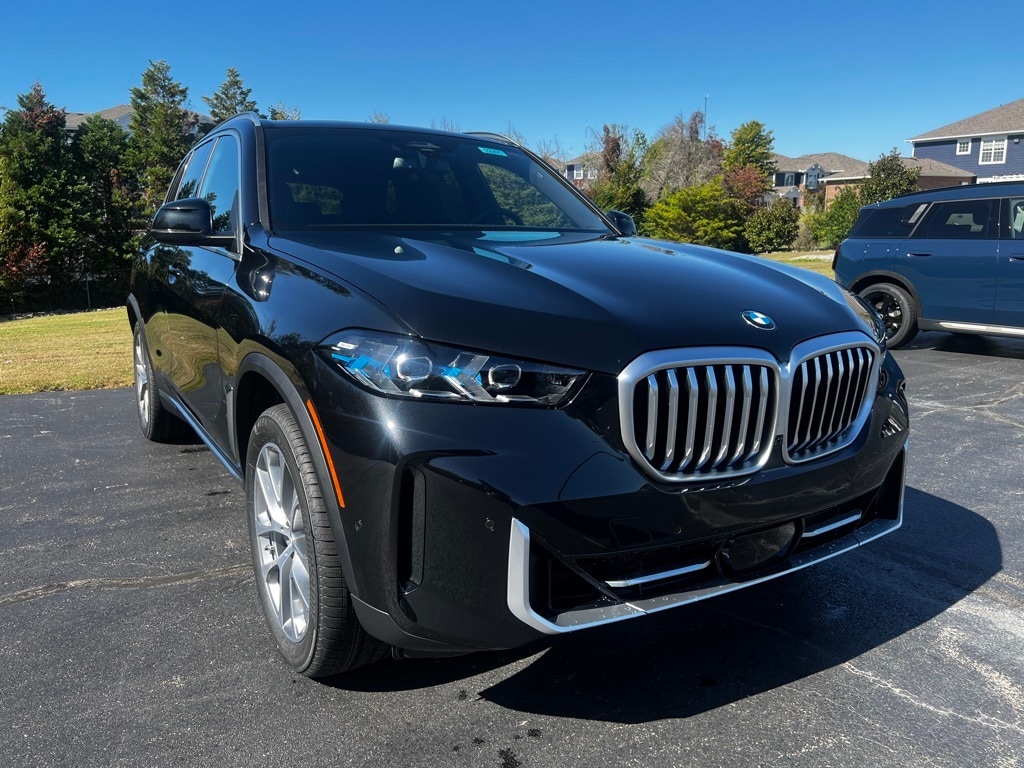 New 2026 BMW X5 sDrive40i SUV