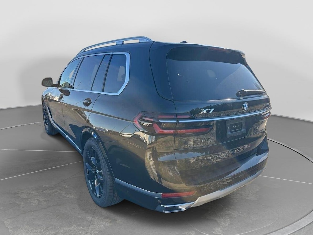 New 2026 BMW X7 xDrive40i SUV