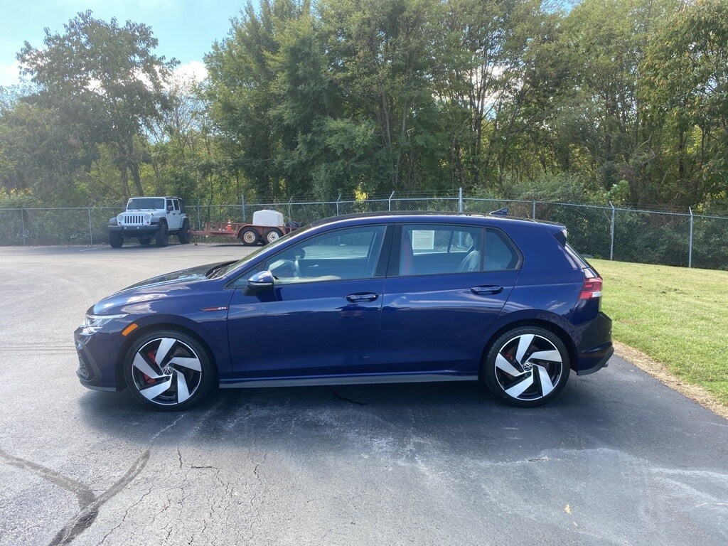 2022 Volkswagen Golf GTI S photo 2